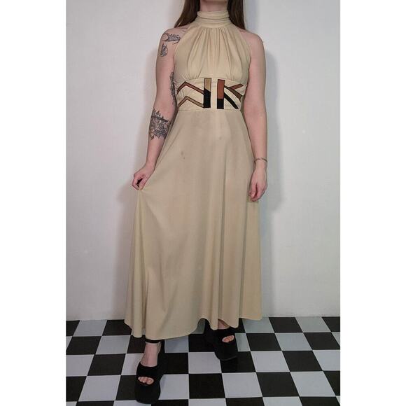 60s 70s Vtg Boho Cream Tan High Neck Maxi Open Back Dress Suede Leather Accent - Picture 3 of 10
